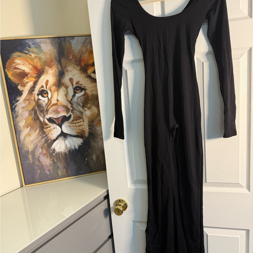 Black Long Sleeve Scoop Neck Athletic One Piece Jumpsuit